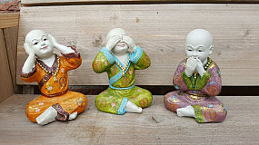 kinderMONNIKEN HOREN/ZIEN/ZWIJGEN - HOOGTE 15 CM - gekleurd