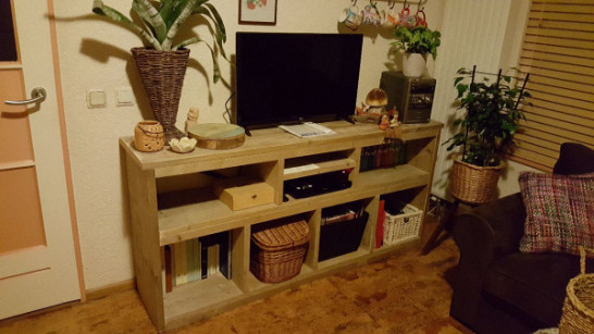 Vakkenkast - steigerhout