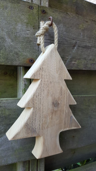 Kerstboom - steigerhout - 21,5 x 16 cm