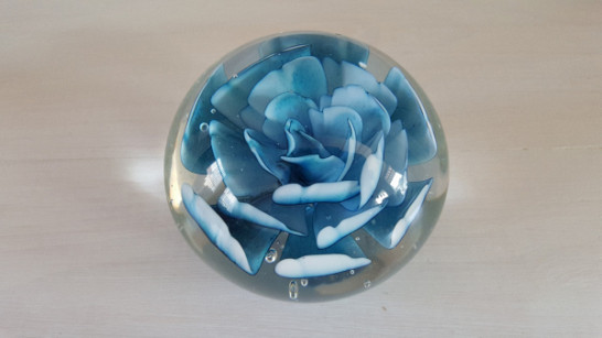 Presse papier - Ornament - bloem - Ø8  x 6 cm